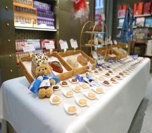 勇士应缩减,阵容,力挺小佩顿,足彩狗,足球赛事数据,足球比赛平台,足球赛事资讯,足球赛事中心